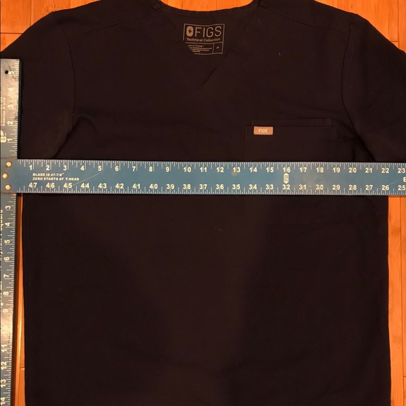 Figs top and skirt - Picture 5 of 5